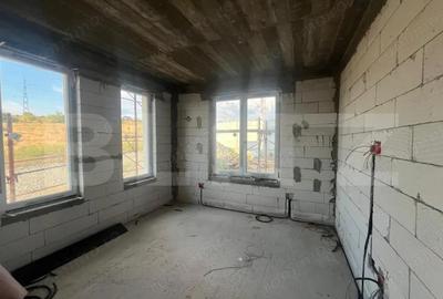 Casă cu 3 camere cu Teren 202 Mp în Central - 4