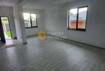 Casă individuală cu 4 camere cu Canalizare în Valea Adâncă - 4