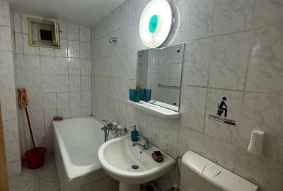 Apartament cu 3 camere decomandat în Rahova - 3