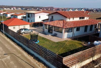 Casă cu 7 camere cu Teren 960 Mp în Vânători - 22