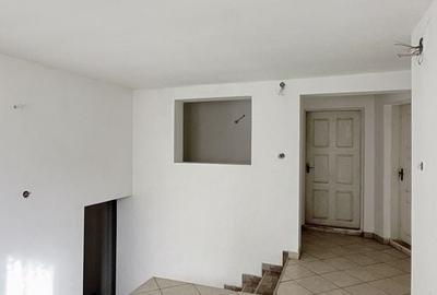 Casă cu 4 camere în Proieni - 5