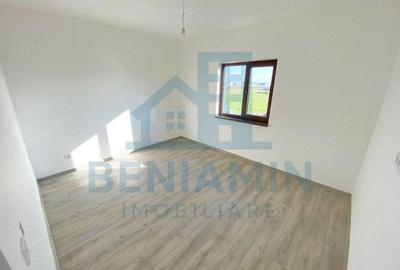 Casă cu Teren 249 Mp în Preajba - 5