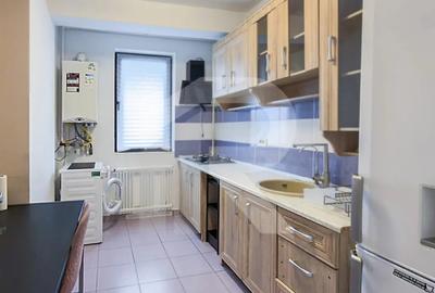 Apartament cu 2 camere decomandat, mobilat în Central