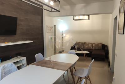 Apartament cu 2 camere semidecomandat, mobilat în Universitate - 1