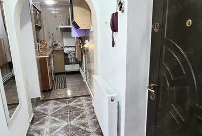 Apartament cu 2 camere decomandat în Central - 2