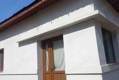 Casă cu 3 camere în 23 August - 11