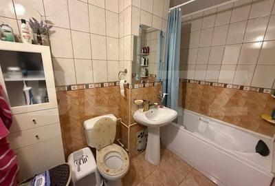 Apartament 3 camere, 63mp, Petru Cercel - 2