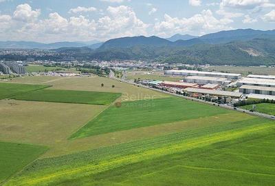 Teren intravilan - 1