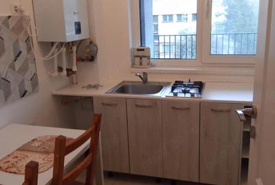 Garsonieră decomandată în Central - 2