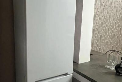 Garsonieră decomandată în Soarelui - 1