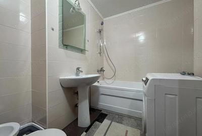 Garsonieră decomandată în Lipovei