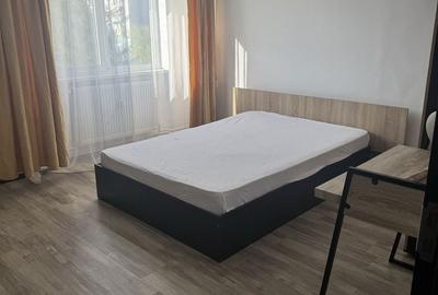 Garsonieră decomandată în Central - 1