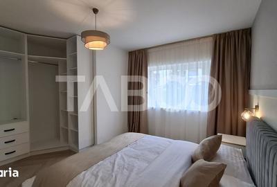 Apartament cu 5 camere decomandat în Cristian - 11