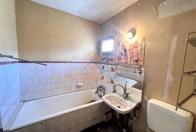Vanzare Apartament 3 camere 2 bai, bloc din 1980 - Drumul Taberei - 10
