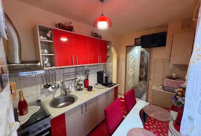 Apartament cu 2 camere decomandat în Central - 3