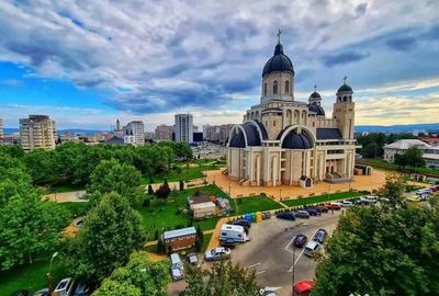 Spațiu comercial, de 100 mp, în Central - 1