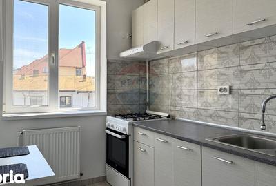 Apartament cu 2 camere, mobilat în Central - 2