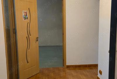Apartament cu 3 camere decomandat în Drumul Taberei - 4