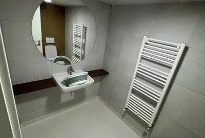 Spa?iu de 22 mp cu baie proprie, disponibil in incinta Celebrity by Bianca Roman - 1