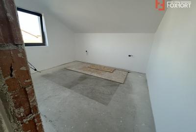 Duplex cu 5 camere cu Teren 300 Mp în Moșnița Nouă - 9