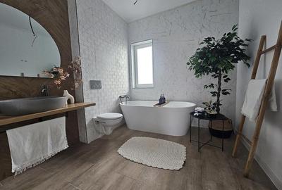 Casă cu Teren 350 Mp în Moșnița Veche - 3