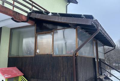 Casă cu 8 camere decomandat cu Teren 1000 Mp în Cornu - 9