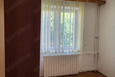 Apartament cu 4 camere semidecomandat în Apărătorii Patriei - 1