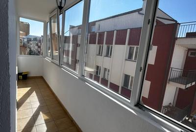 Apartament cu 2 camere semidecomandat, mobilat în Florești - 8