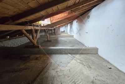 Casa de vanzare / Spatiu productie cu 12+ camere - 17