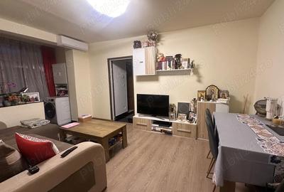 Apartament cu 3 camere semidecomandat în Central - 1