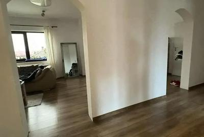 Apartament cu 3 camere decomandat în Ghiroda - 8