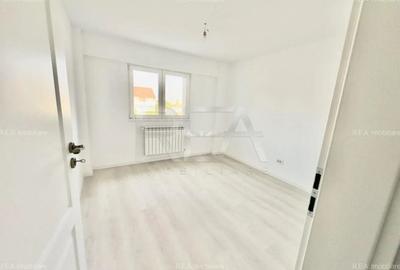 De vanzare Apartament  4 camere tip duplex  Pacii, etajul 4 si 5 - 6