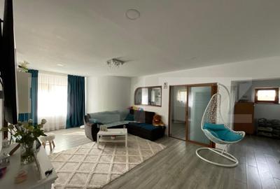 Casa D+P+1, 324 metri utili, 958 mp, Bariera, zona Girlesti Casa D+P+1, 324 metri utili, 958 mp, Bariera, zona Girlesti - 1