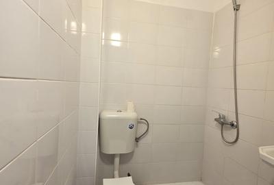 Garsonieră semidecomandată în Titan