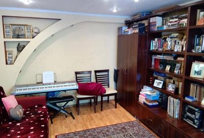 Apartament cu 2 camere decomandat în Central - 3