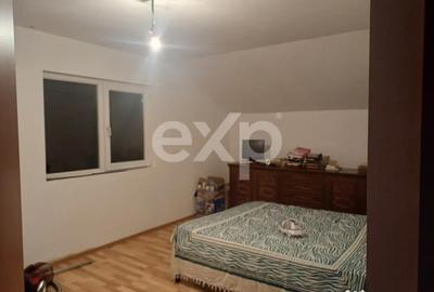 Casă cu 4 camere cu Teren 550 Mp în Albota - 1