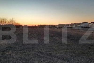 Teren de 2970 mp, în Central - 1