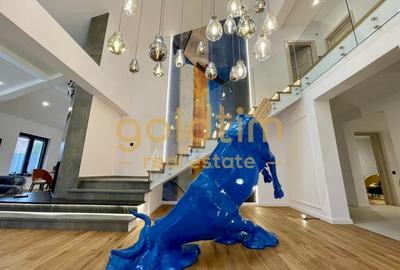 UNICA/ABSOLUT SUPERBA/ VILA INDIVIDUALA/IANCU NICOLAE/CURTE GENEROASA - 40