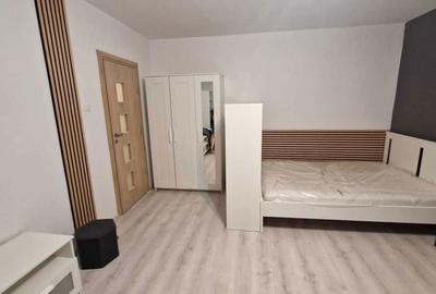 Garsonieră decomandată în Plopilor - 4