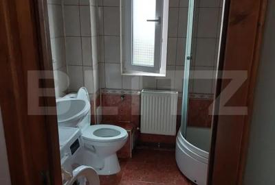Casă cu 3 camere cu Teren 476 Mp în Central - 13