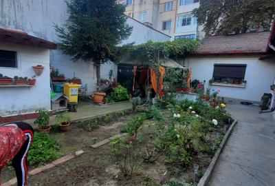 Casă individuală cu 3 camere în Tomis II