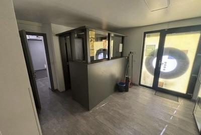 Spațiu comercial, de 60 mp, în Central - 5