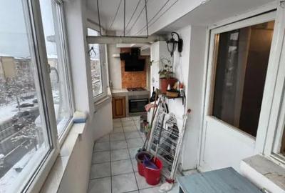 Apartament cu 3 camere decomandat în Republicii - 7