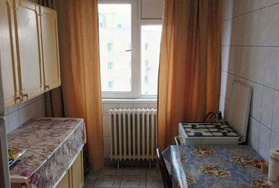 Vand apartament cu 2 camere,zona 1 Decembrie 1918 ,sectorul 3 ,Bucure?ti ,Str.Beca?ei nr.6A - 1