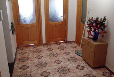 Apartament cu 3 camere decomandat în Exterior Vest - 5