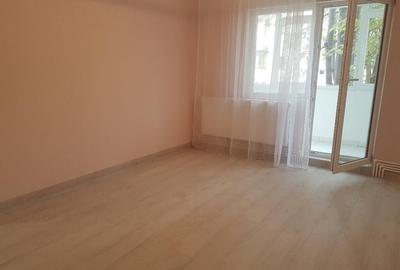 Apartament doua camere, etaj 2, renovat, liber, Narcisa - 4