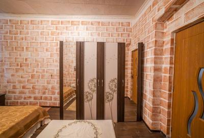 Apartament cu 3 camere semidecomandat, mobilat în Dâmbovița - 11