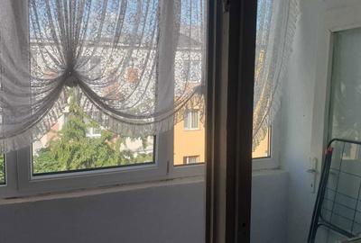 Apartament cu 2 camere semidecomandat în Central - 4