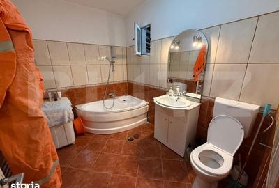 Casă cu 3 camere cu Teren 2800 Mp în Central - 10