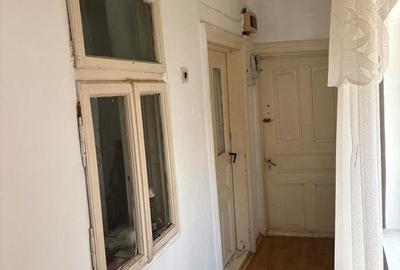 Casă cu 3 camere cu Teren 186 Mp în Siloz